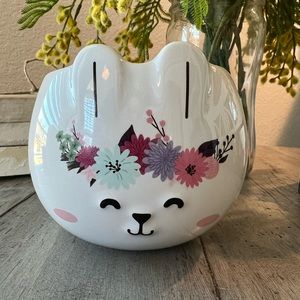 NWT- STARBUCKS LUNAR YEAR 2023 -YEAR OF THE RABBIT COLLECTIBLE MUG!! CUTE 💕🐰